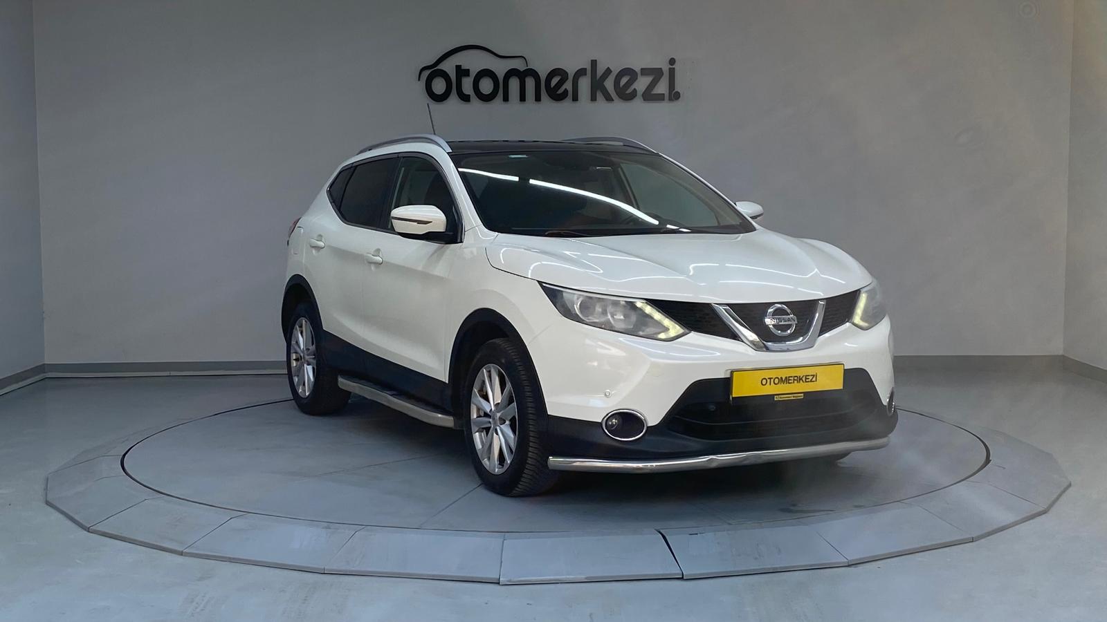 NISSAN QASHQAI 2